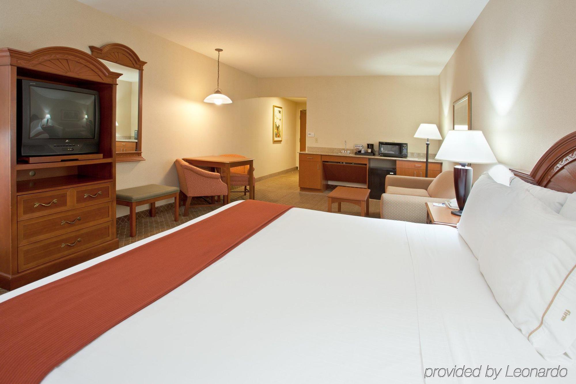 Holiday Inn Express Hotel & Suites Erie-Summit Township, An Ihg Hotel Rum bild